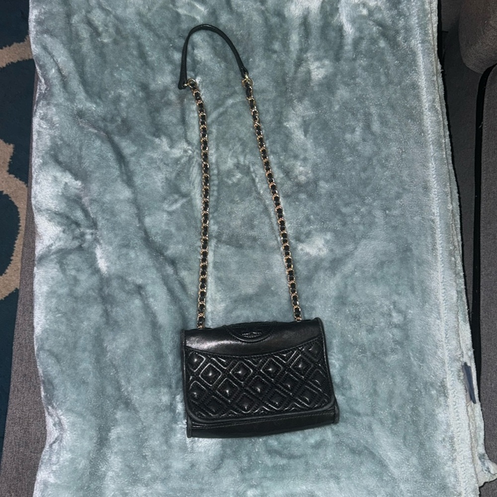 Small Tory Burch Black Purse